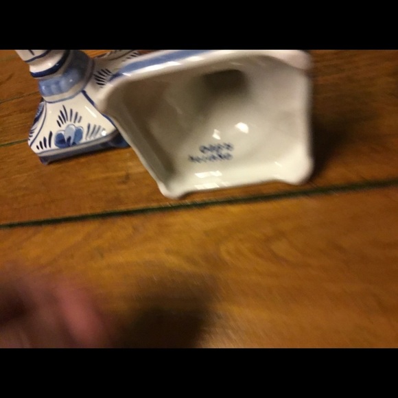 Delft Blue Hand Painted Ceramic candle sticks Vintage - Picture 3 of 4